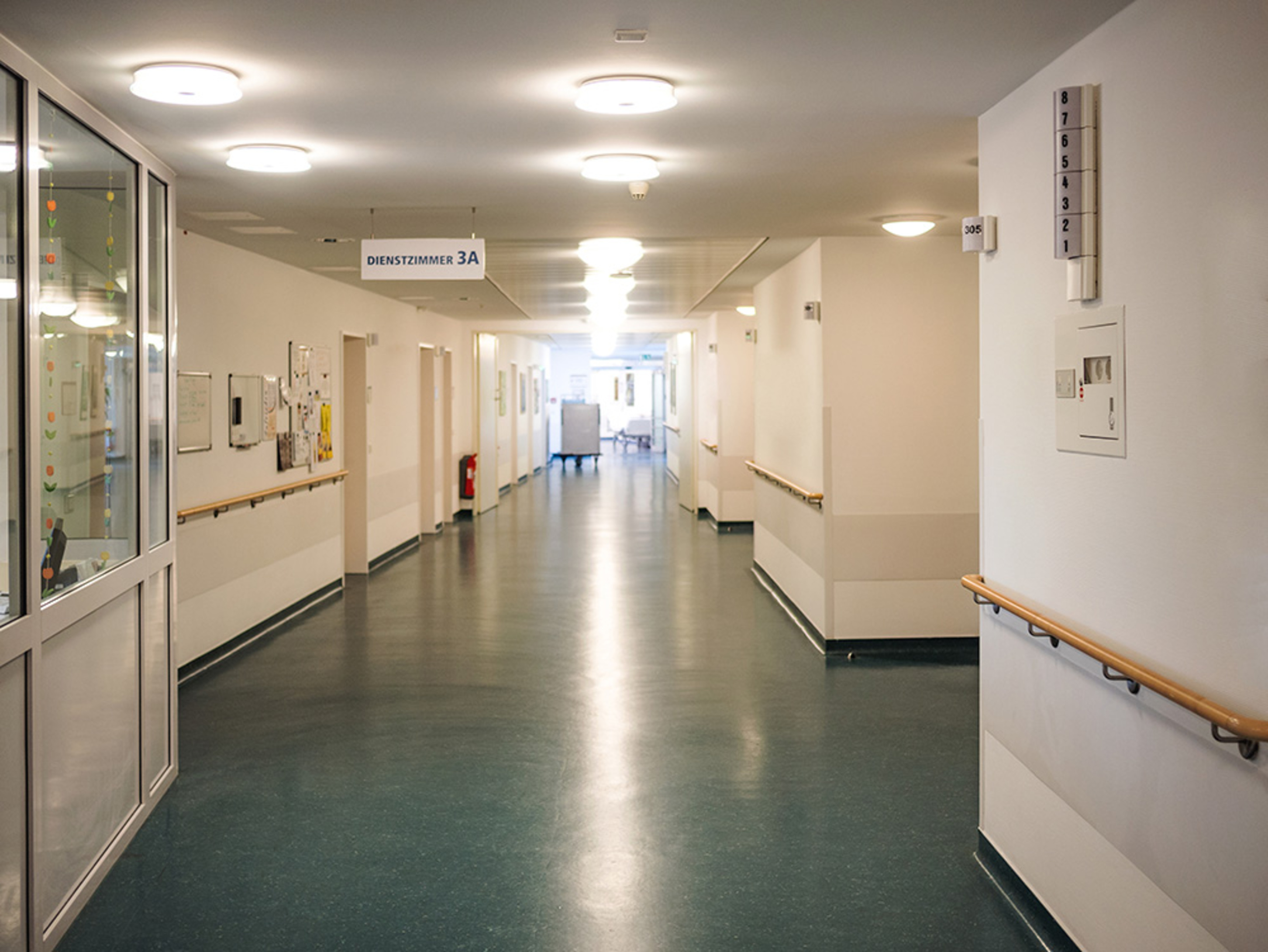 Feststell&shy;anlagen bei dieter berndt elektro-service GmbH in Vellmar